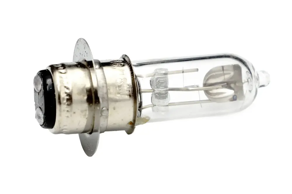 Żarówka halogenowa 12V 18/18W z kołnierzem 1