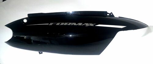 Osłona prawa pod siedzeniem do skuterów czarna Torq 4MC085 1