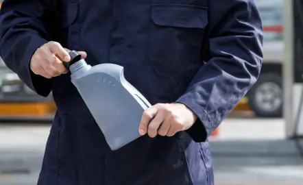 Wymiana oleju w skuterze — jak często i dlaczego to takie ważne?